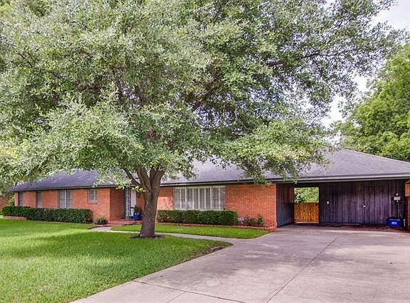 4th image of 3617 Labadie Dr
