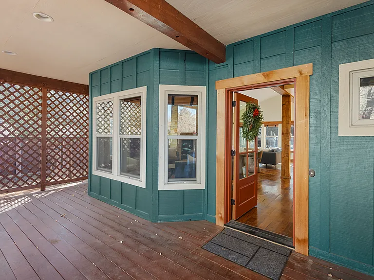 225 Juniper Ct — Photo 6
