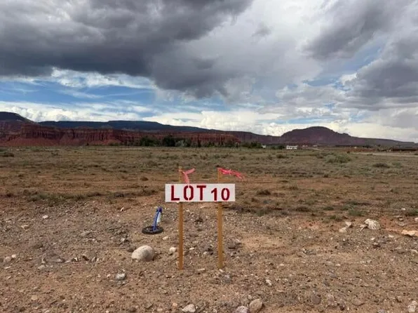 925 W 100 S, Torrey, UT 84775