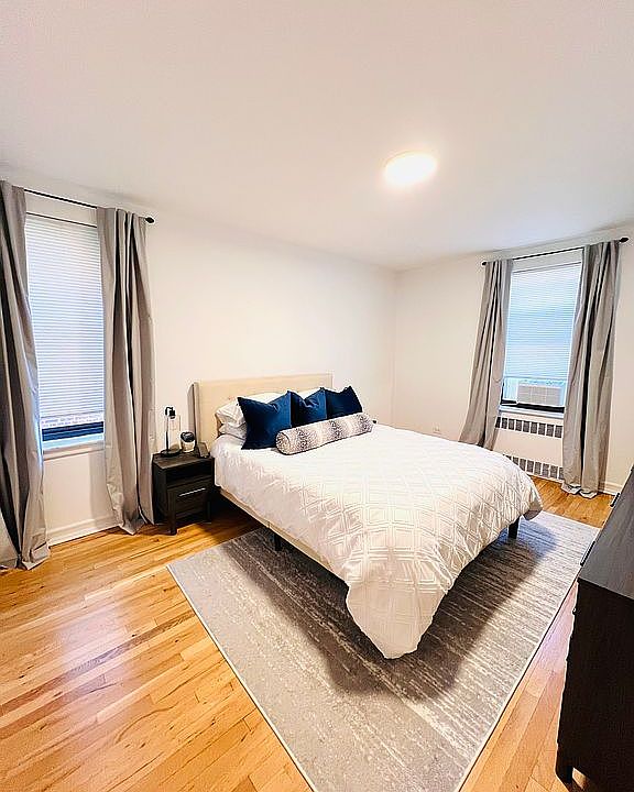 1st image of 100-11 67th Rd APT 522