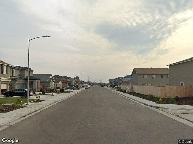 Exterior Neighborhood (street photo)