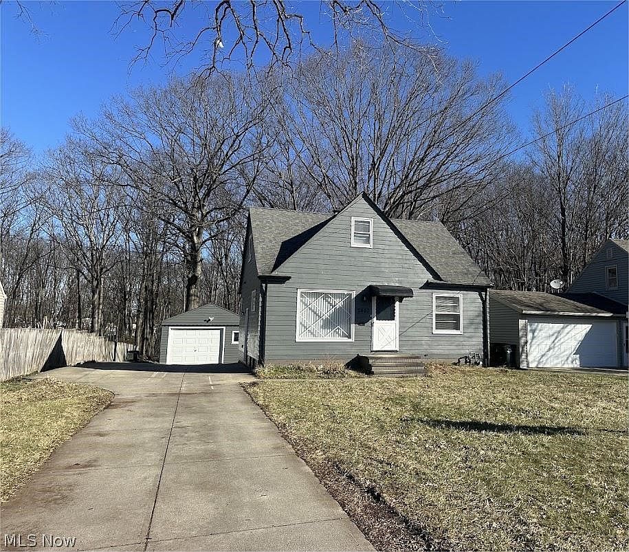 2440 Dentzler Rd, Parma, OH 44134 | Zillow