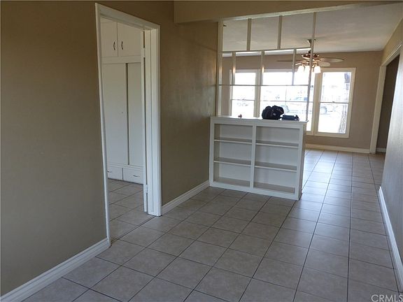 5th image of 17842 Pine Ave