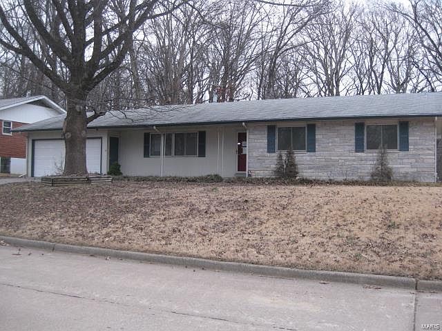 1st image of 1720 Oak Hills Dr