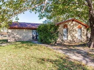 9645 Limestone Dr, Dallas, TX 75217