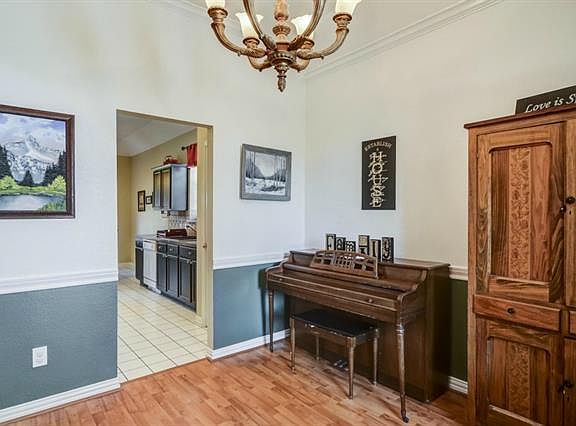 4th image of 3105 Pecan Meadow Dr