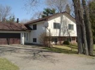 795 County Road F W, Shoreview, MN 55126