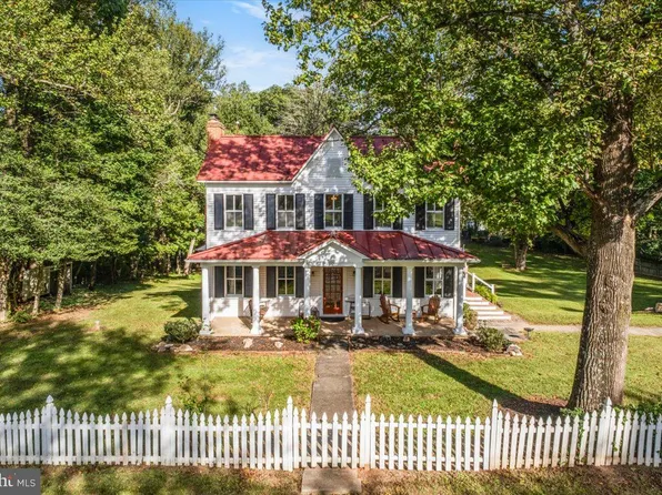 7321 Wolf Run Shoals Rd, Fairfax Station, VA 22039