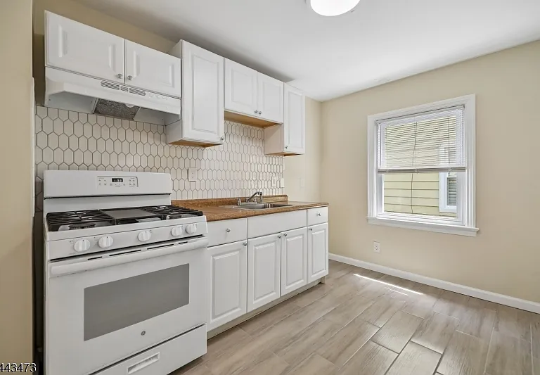19 Rosedale Ave #1 — Photo 17