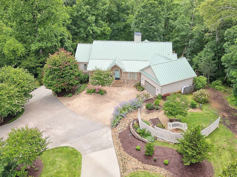 2642 Misty Creek Ln, Young Harris, GA 30582 Zillow