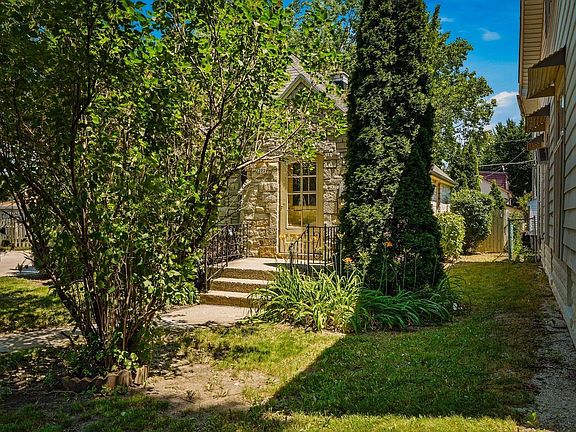 3rd image of 2202 S 70th STREET