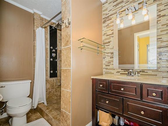 5th image of 8879 Eagleview Dr APT 4