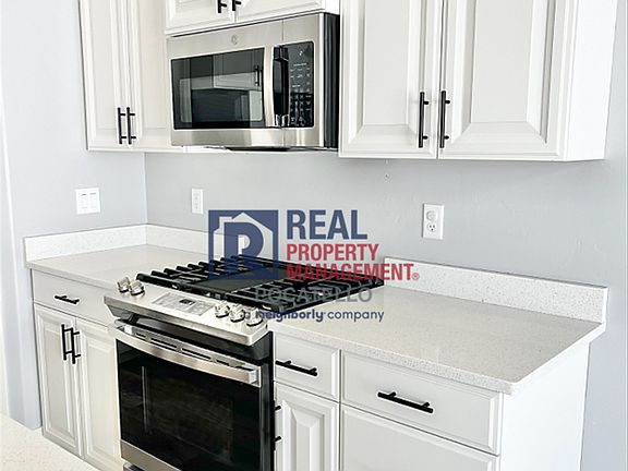 5th image of 1620 Petersburg Dr