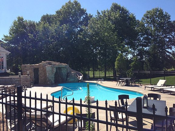 3rd image of 1322 Crystal Tree Ct