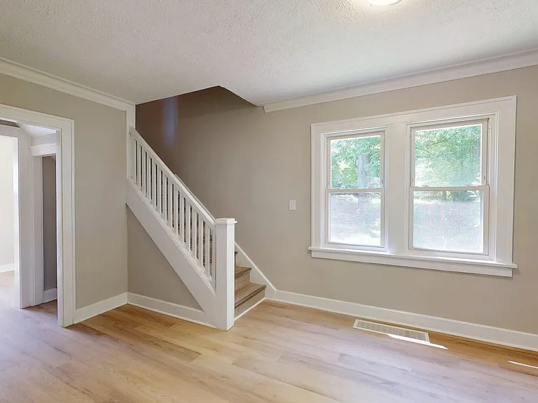 4528 Rainbow Rd — Photo 18