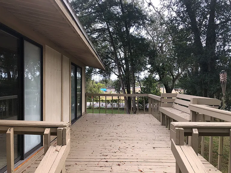 217 Acorn Dr — Photo 8