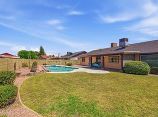 226 E Glencove St, Mesa, AZ 85201