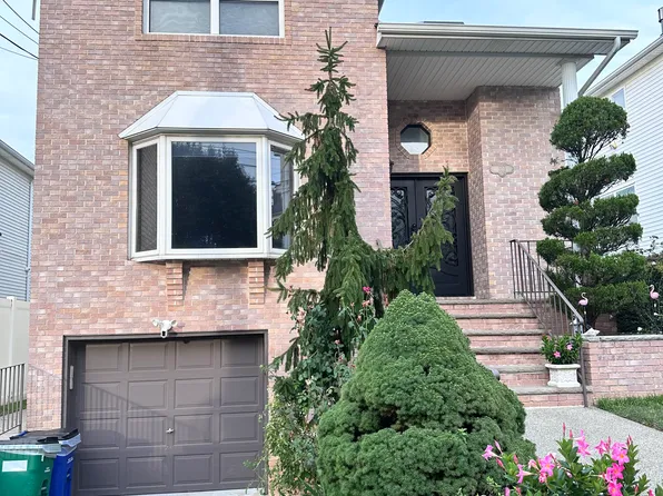 (undisclosed Address), Staten Island, NY 10307