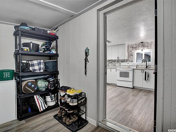 5th image of UNIT 408-1524 Rayner AVENUE