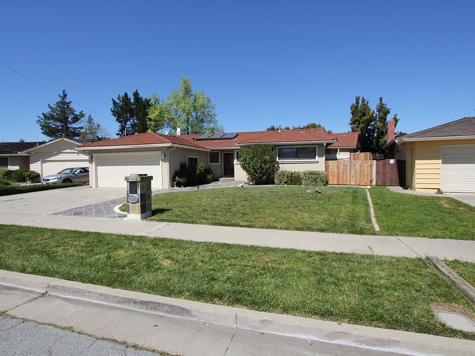 1st image of 4847 Pine Hill Ct