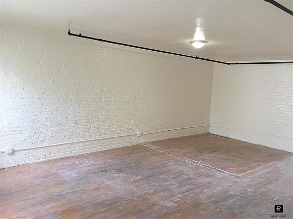 3rd image of 468 Grand Ave APT 3D