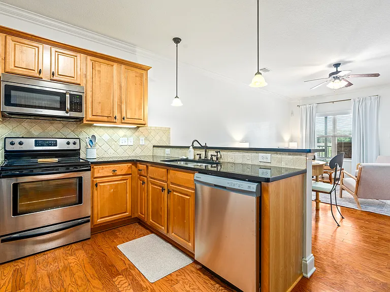 836 W Glenn Ave #212 — Photo 5