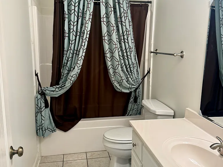 364 Springhill Dr — Photo 15