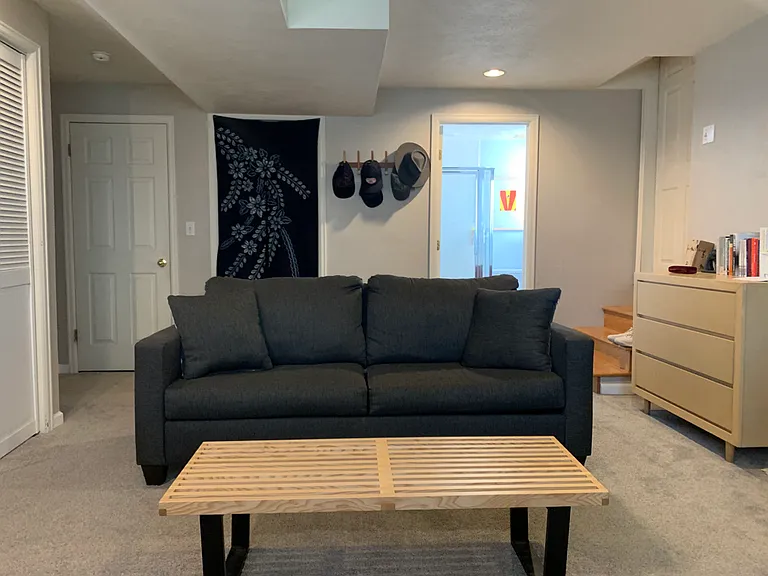 4th bedroom/office: now furnished with a Queen bed. (Sofa is no longer there)