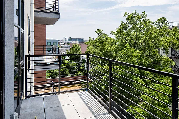 Rented by Nooklyn NYC LLC | media 17