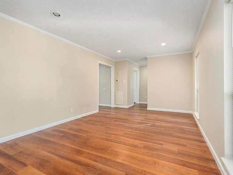 20361 Fieldtree Dr — Photo 18