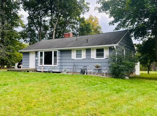 19 Beach Rd, Bloomfield, CT 06002