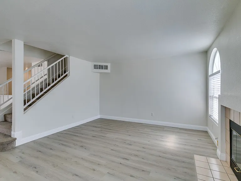 8476 Indigo Sky Ave — Photo 3