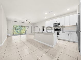 15453 Wildflower Cir, Naples, FL 34119