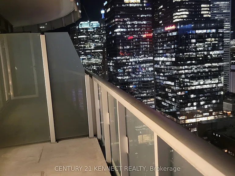 197 Yonge St #3310 — Photo 29