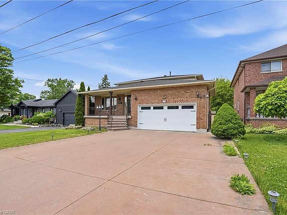 4th image of 111 Aubrey Ave