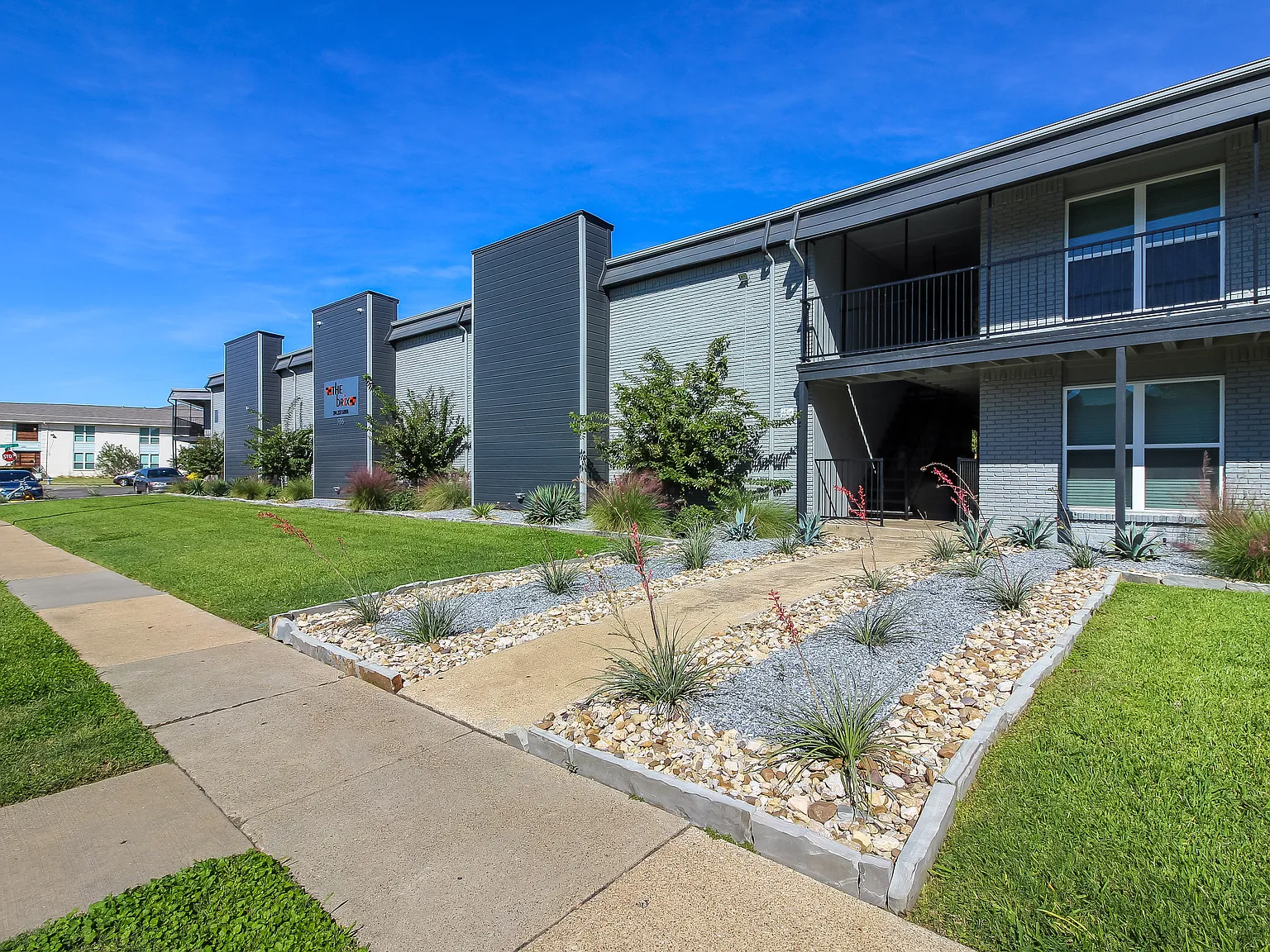 Brix Apartments — Photo 1