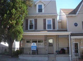 224 Pine St, Port Carbon, PA 17965