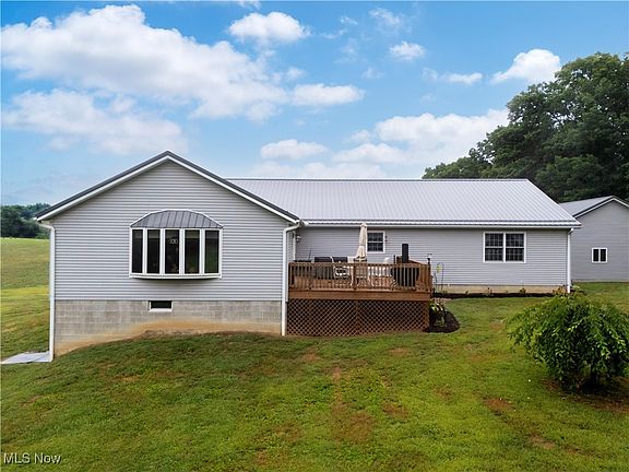 3rd image of 13636 Township Road 471