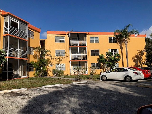 1st image of 4364 NW 9th Ave APT 16-1F