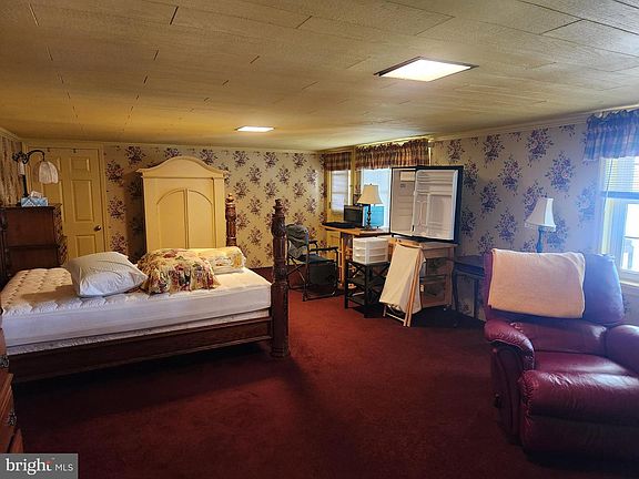 2nd image of 444 Donegal Springs Rd