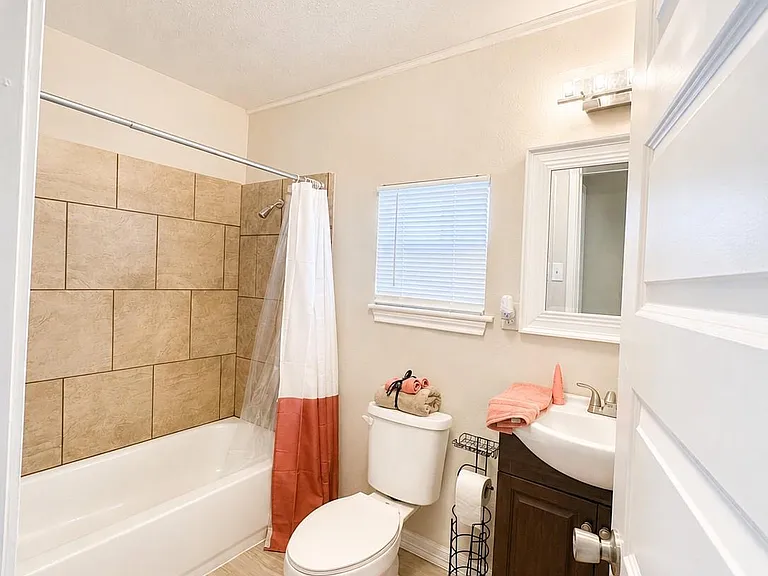 8109 Double Ave — Photo 6