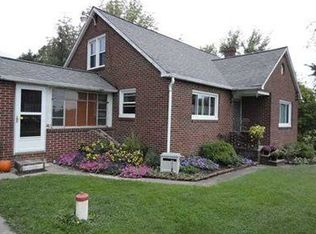 1142 Cleland Mill Rd, New Castle, PA 16102