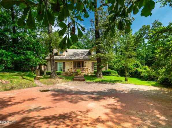 2316 E Northside Dr, Jackson, MS 39211