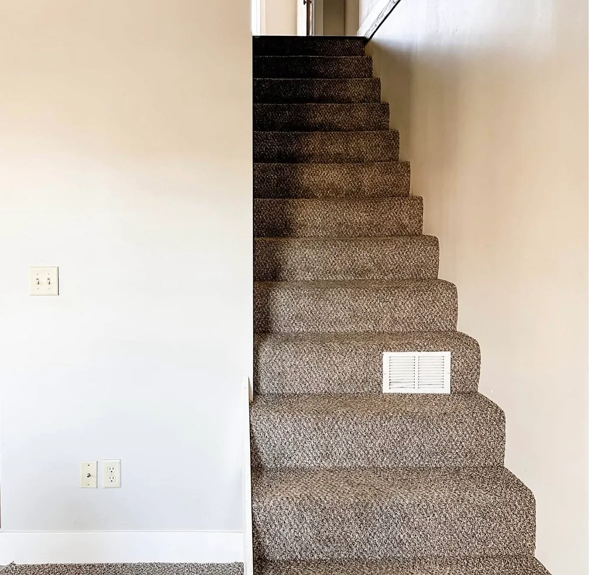 2 bed, 800 sqft, $1,000 — Photo 4
