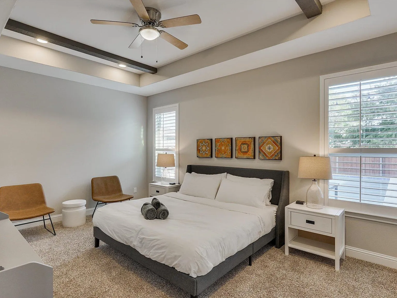 5 bed, 2.5 bath, 2135 sqft, $6,950 — Photo 4