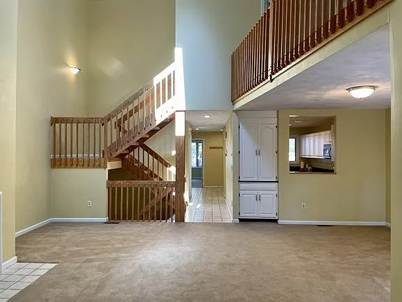 24 Monadnock Dr — Photo 3