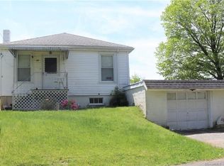 28 Pleasant View Ave, Watertown, CT 06779