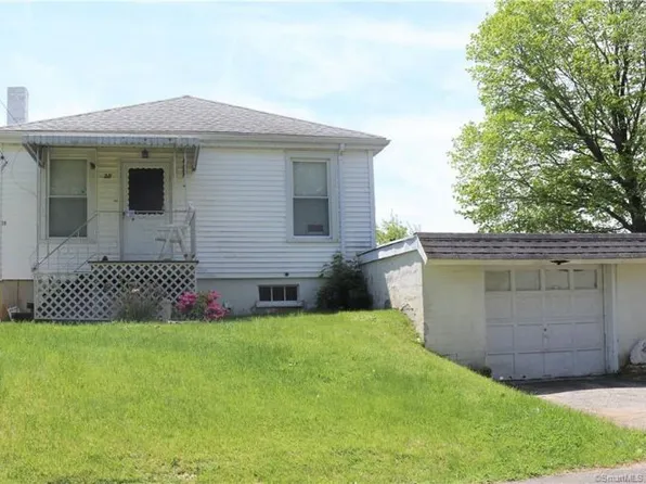 28 Pleasant View Ave, Watertown, CT 06779