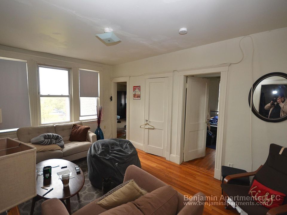2nd image of 1626 Commonwealth Ave APT 24A