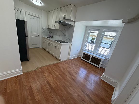 3rd image of 16501 Union Tpke Floor 2